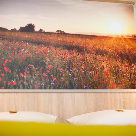 Cafe & Wein Gaestehaus Kurz