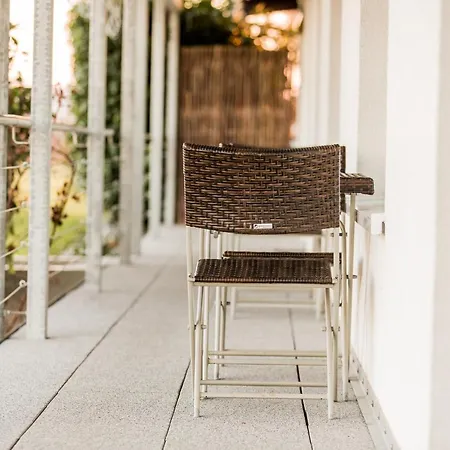 Appartement Cafe & Wein Gaestehaus Kurz