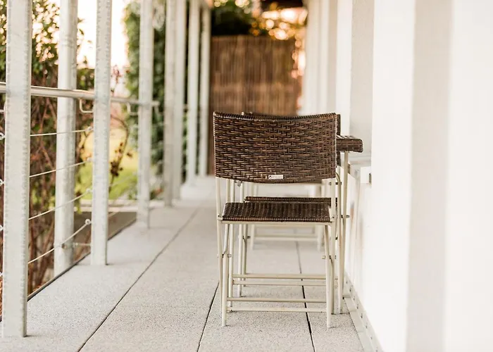 Appartement Cafe & Wein Gaestehaus Kurz